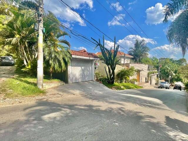 #1000 - Casa em Bolsão para Venda em Carapicuíba - SP - 2