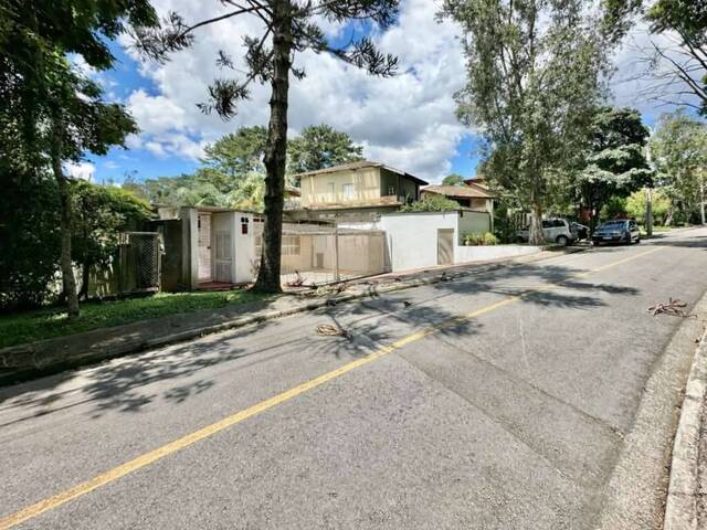 #593 - Casa em Bolsão FECHADO para Venda em Cotia - SP - 3